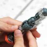 ガンプラの折れたパーツは直せる？修理の方法と売却時の注意点
