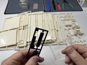 プラモデルの余剰パーツ収納アイデア！紛失せず賢く活用する方法