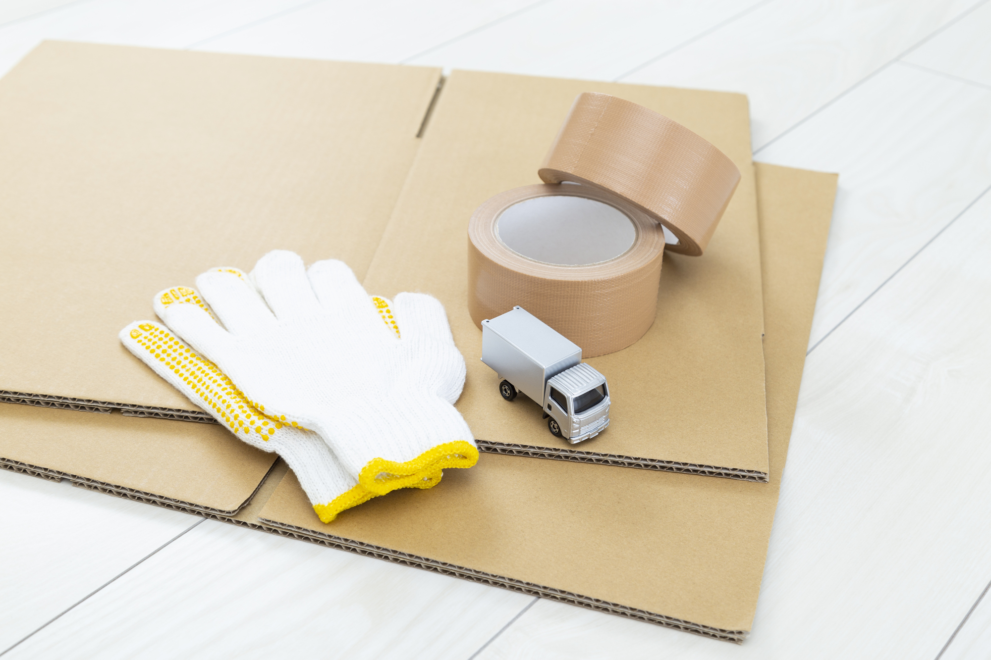 フィギュアの宅配買取も検討を