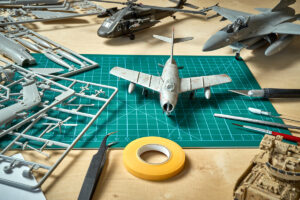 飛行機プラモデルの作り方とは？初心者向けに手順や必要な道具を解説
